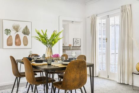 Photo of property in 112 Great South Road, Huntly, 3700