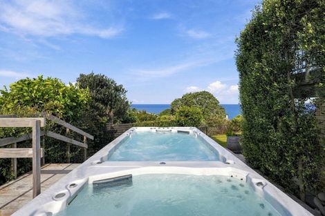 Photo of property in 33 Lax Crescent, Leigh, 0985