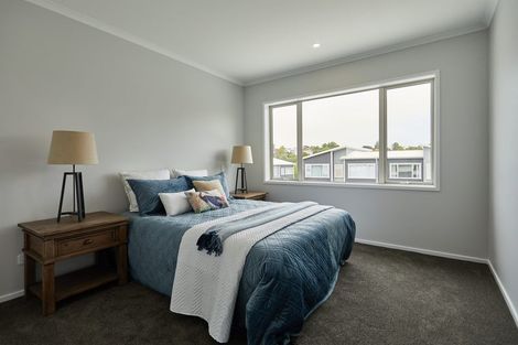 Photo of property in 42 Karepiro Drive, Stanmore Bay, Whangaparaoa, 0932