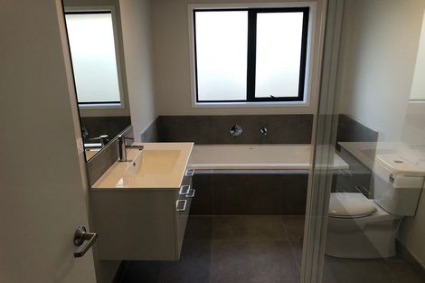 Photo of property in 9a Rishworth Avenue, Stanmore Bay, Whangaparaoa, 0932