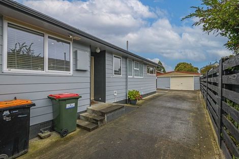 Photo of property in 20 Motuoapa Place, Kelvin Grove, Palmerston North, 4414