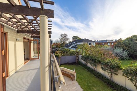 Photo of property in 21a Bryndwr Road, Fendalton, Christchurch, 8052