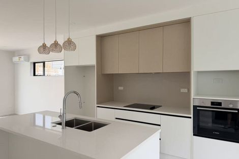 Photo of property in 31 Whiteywood Street, Westgate, 0814