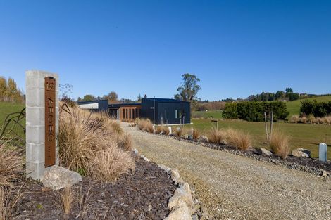 Photo of property in 142 Aporo Road, Tasman, Upper Moutere, 7173