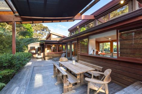 Photo of property in 68-70 Matakatia Parade, Matakatia, Whangaparaoa, 0930