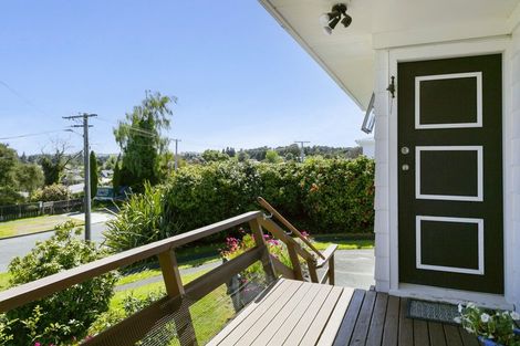 Photo of property in 2/17 Cumberland Street, Tauhara, Taupo, 3330