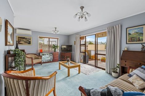 Photo of property in 2/25 Nukumea, Orewa, 0931