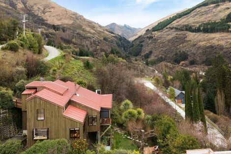 Photo of property in 16 Moonlight Track, Arthurs Point, Queenstown, 9371