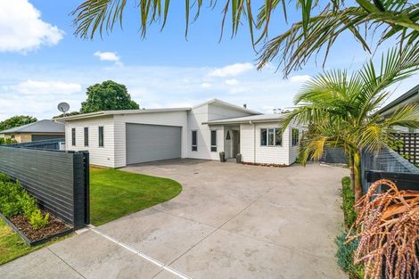 Photo of property in 52 Bunyan Road, Coastlands, Whakatane, 3120