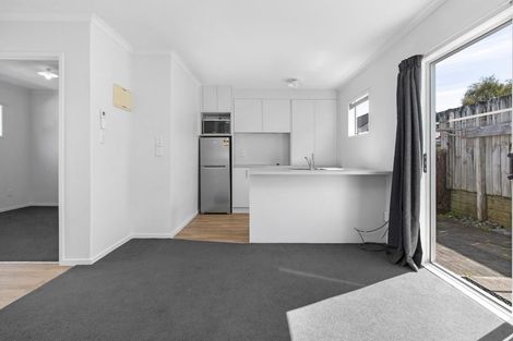 Photo of property in 28d Lorne Street, Melville, Hamilton, 3206