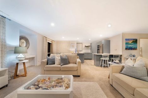 Photo of property in 30 Tauranga Place, Orewa, 0931