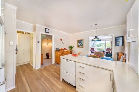 Photo of property in 58 Jocelyn Crescent, Pinehaven, Upper Hutt, 5019