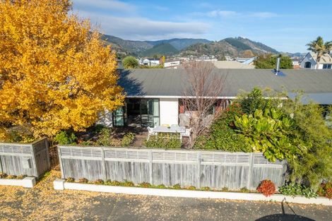 Photo of property in 2/12 Cambria Street, The Wood, Nelson, 7010