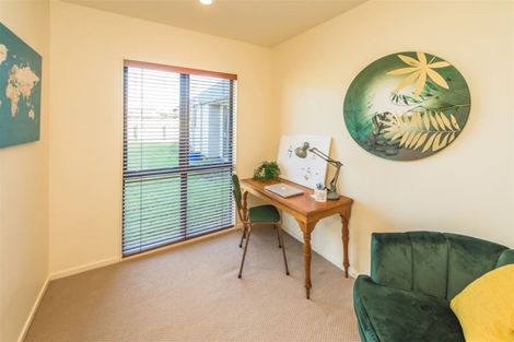 Photo of property in 1 Cotswolds Close, Otamatea, Whanganui, 4500