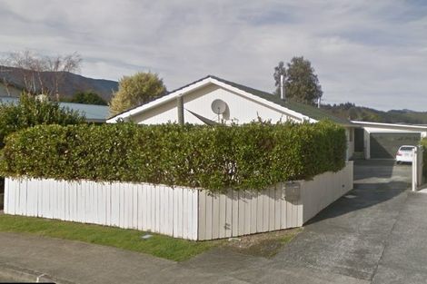 Photo of property in 5a Roband Crescent, Brown Owl, Upper Hutt, 5018