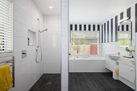 Photo of property in 46 Carlton Road, Pukekohe, 2120