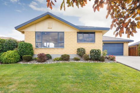 Photo of property in 84 Parnell Heights, Kelvin Grove, Palmerston North, 4414