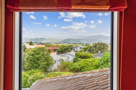 Photo of property in 9 Trinity Place, Paraparaumu Beach, Paraparaumu, 5032