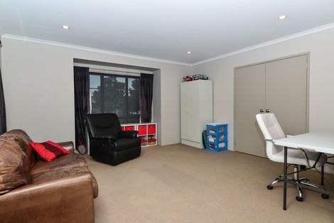 Photo of property in 8 Santiago Place, Flagstaff, Hamilton, 3210