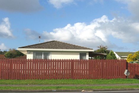 Photo of property in 209 Waitemata Drive, Ranui, Auckland, 0612