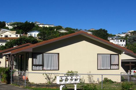 Photo of property in 76 Weka Street, Miramar, Wellington, 6022