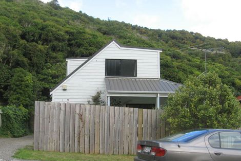 Photo of property in 14 Parsons Glen, Karori, Wellington, 6012