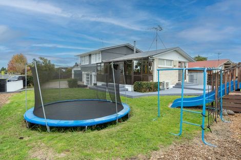 Photo of property in 65 Deanwell Avenue, Melville, Hamilton, 3206