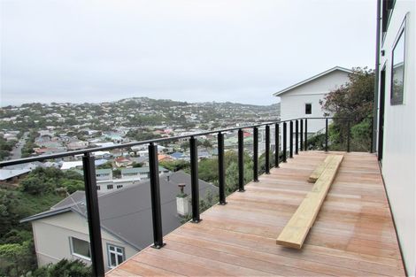 Photo of property in 84 Maupuia Road, Maupuia, Wellington, 6022
