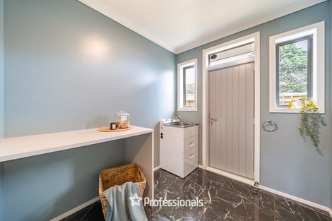 Photo of property in 3-9 Seddon Street, Waikanae, 5036