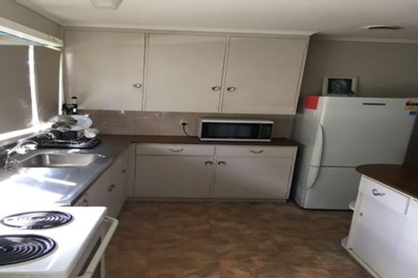 Photo of property in 2/33 Miles Avenue, Papatoetoe, Auckland, 2025