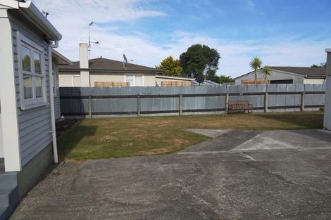 Photo of property in 19 Pembroke Street, Highbury, Palmerston North, 4412