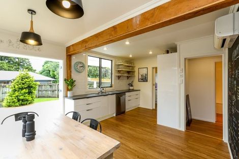 Photo of property in 525 Mangorei Road, Highlands Park, New Plymouth, 4312