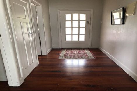 Photo of property in 51 Great South Road, Papakura, 2110