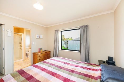 Photo of property in 23 Woodgate Court, Fitzherbert, Palmerston North, 4410