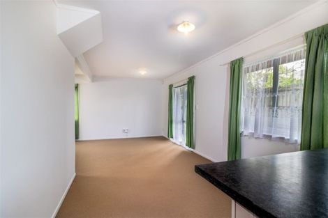 Photo of property in 71a Barrack Road, Mount Wellington, Auckland, 1060