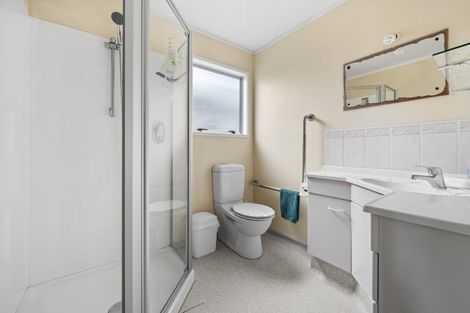 Photo of property in 61 Marine Drive, Te Kopuru, 0371