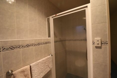 Photo of property in 33 Aldersgate Road, Hillsborough, Auckland, 1042
