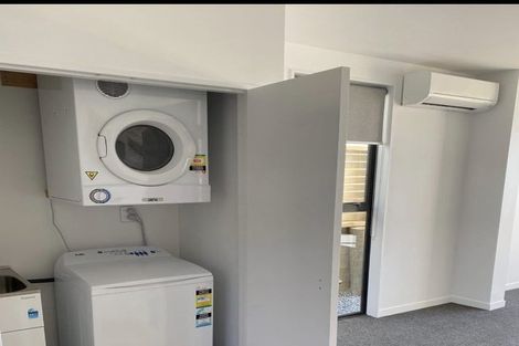 Photo of property in 7/52 High Street, Island Bay, Wellington, 6023