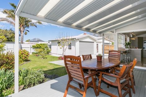 Photo of property in 8 Latham Street, Napier South, Napier, 4110