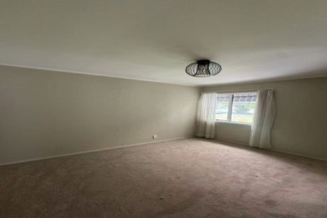 Photo of property in 5 Stapleford Crescent, Browns Bay, Auckland, 0630
