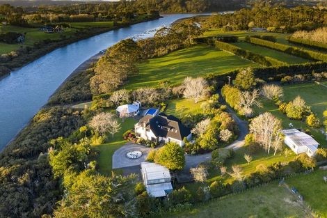 Photo of property in 10 Bristol Road, Whenuapai, Auckland, 0618