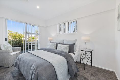 Photo of property in 2/99 Clovelly Road, Bucklands Beach, Auckland, 2012