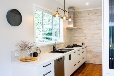 Photo of property in 24 France Road, Bluff Hill, Napier, 4110