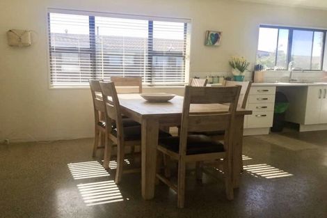 Photo of property in 100b Boucher Avenue, Te Puke, 3119