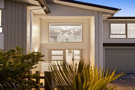 Photo of property in 47 Davey Crescent, Orewa, 0931