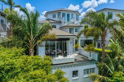 Photo of property in 87 Princes Street, Northcote Point, Auckland, 0627