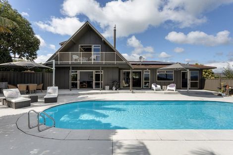 Photo of property in 306 Omokoroa Road, Omokoroa, 3114