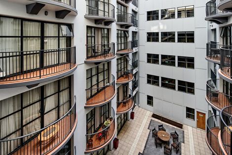 Photo of property in Atrium Towers, 4j/154 The Terrace, Wellington Central, Wellington, 6011
