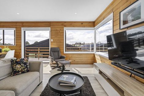 Photo of property in 7 Huia Avenue, Forest Lake, Hamilton, 3200