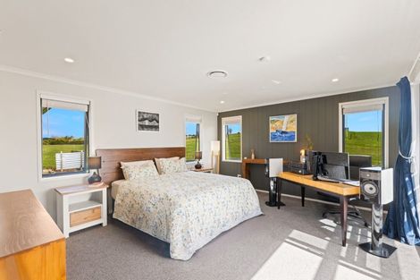 Photo of property in 1 Fernbird Grove, Kerikeri, 0294